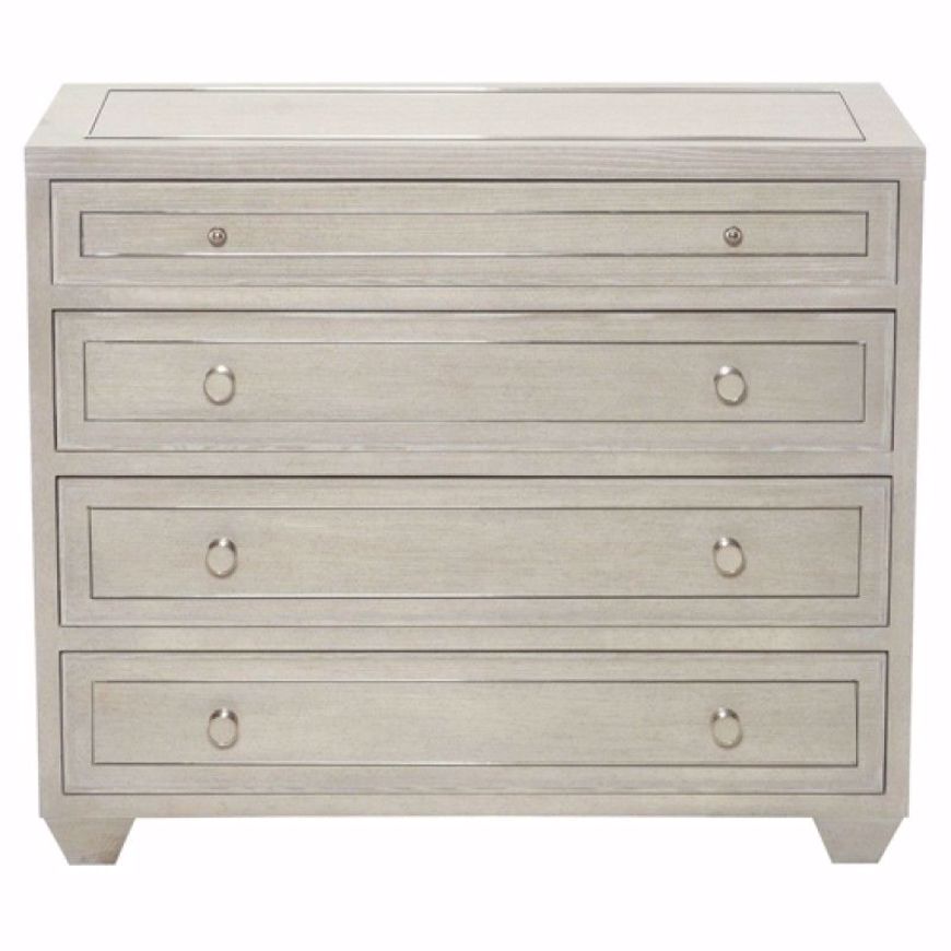Picture of Justine Bachelor's Chest